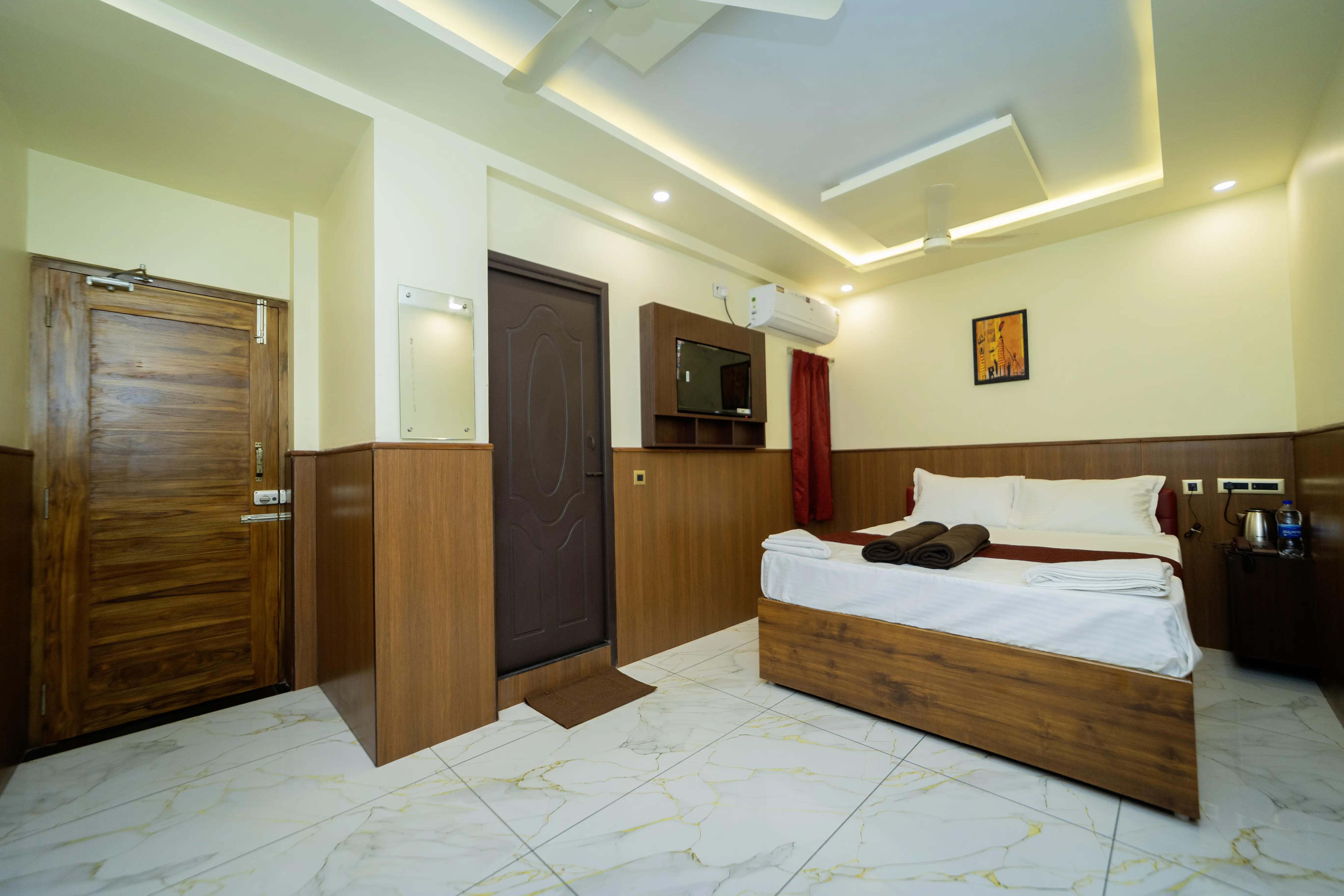 Deluxe Room 2