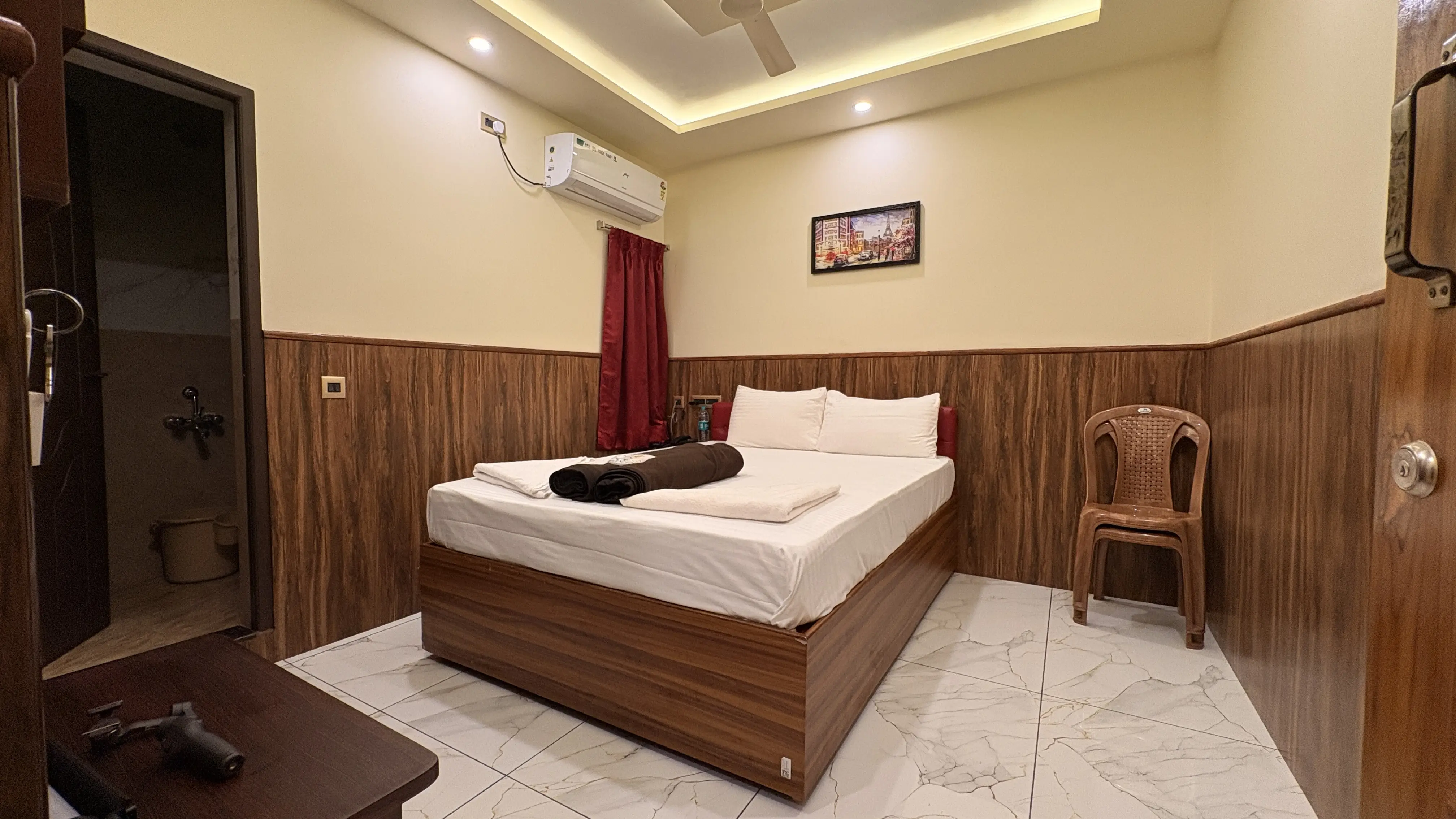 Double Room 2